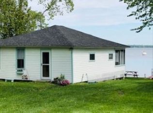 25 Carter Ln, South Hero, VT 05486