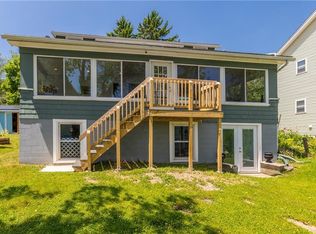 6045 Bartholomew Dr, Honeoye, NY 14471