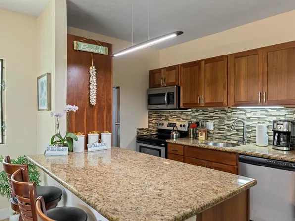 4435 Lower Honoapiilani Rd APT 125, Lahaina, HI 96761