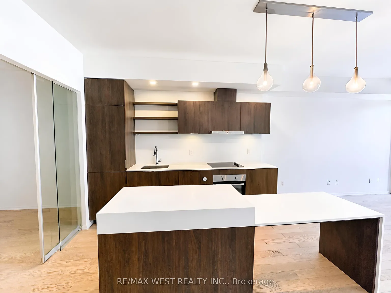 Monde Condos — Photo 4