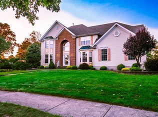 35 Azalea Pl, Piscataway, NJ 08854