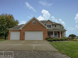 8765 8765 Hough, Almont, MI 48003