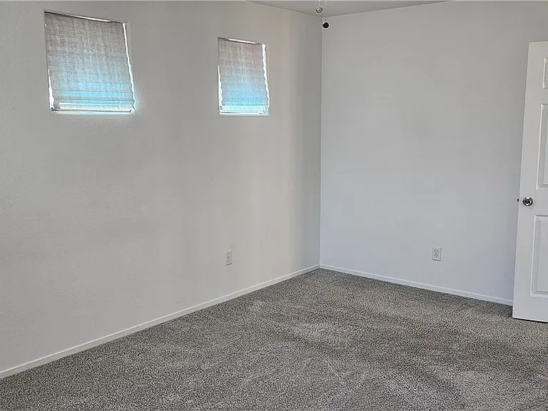 7451 Benlomond Ave — Photo 20