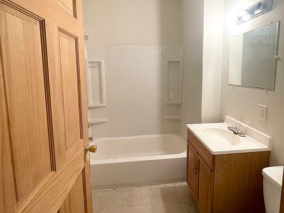 4th image of 2317 Cole Ave SE #1