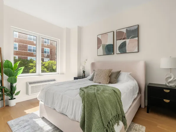 3103 Sedgwick Avenue image 5 of 12