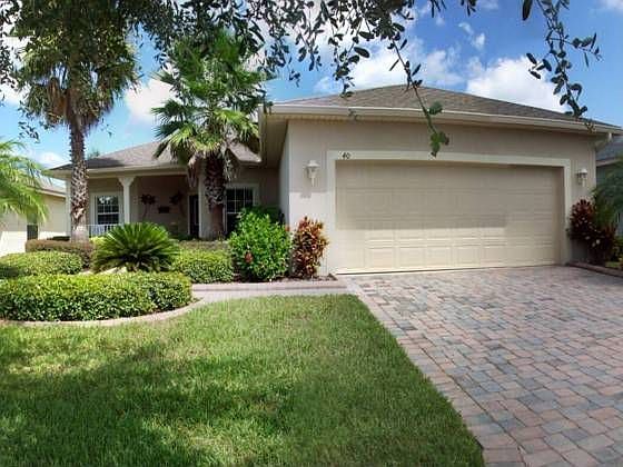 1st image of 40 Knoll Wood Dr