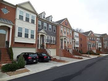1st image of 1625 Wehunt Pl SE