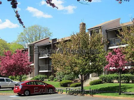 2360 Commonwealth Ave #1-2