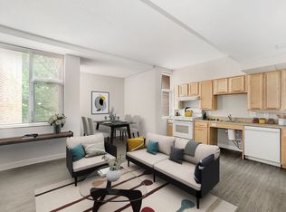 1320 Main Dr NW #316, Washington, DC 20012