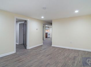 3450 N Springfield Ave #G, Chicago, IL 60618