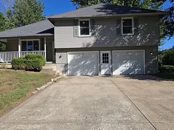 29408 Vickie Dr, Excelsior Springs, MO 64024