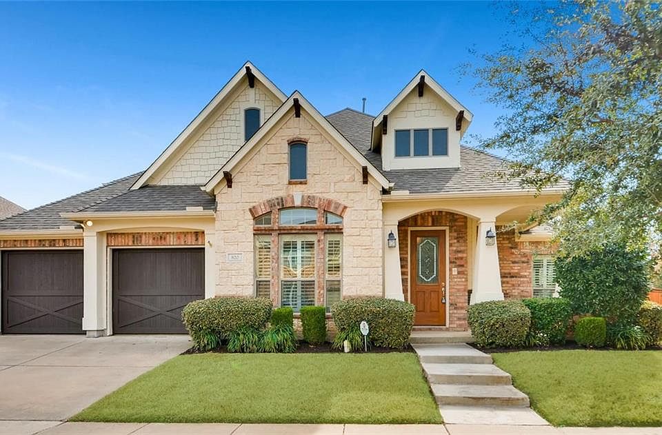1st image of 820 Carolina Way