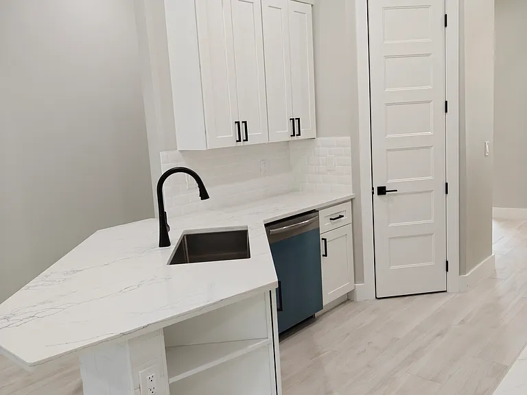 9138 Hillburn Ter — Photo 26