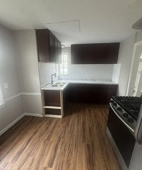 3830 Berkeley Rd — Photo 6