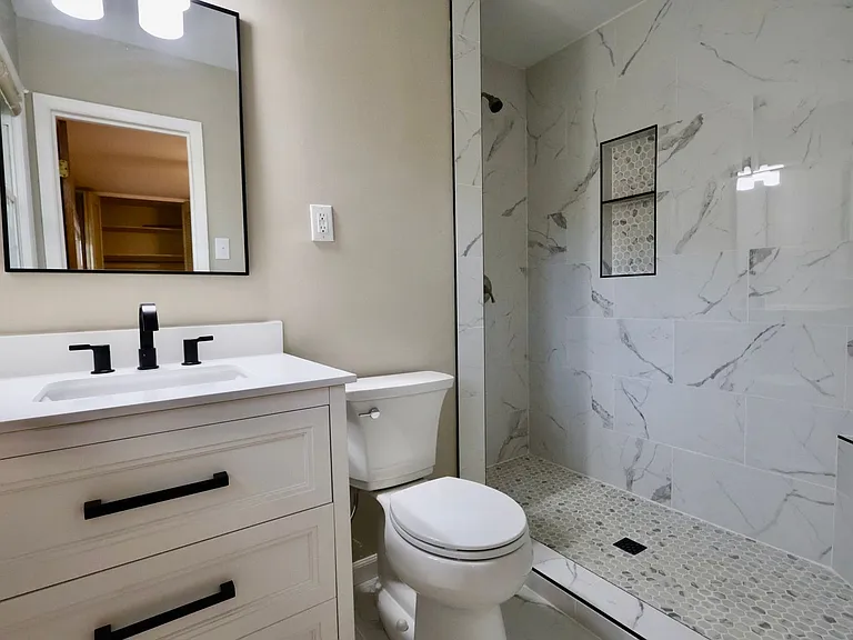 536 Edgecrest Cir — Photo 14