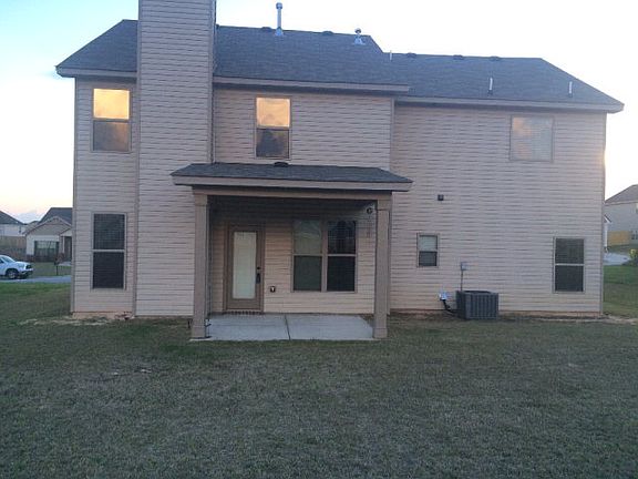 3rd image of 550 Buttonwood Dr