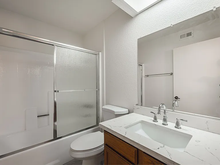 10133 Tujunga Canyon Blvd #12 — Photo 15