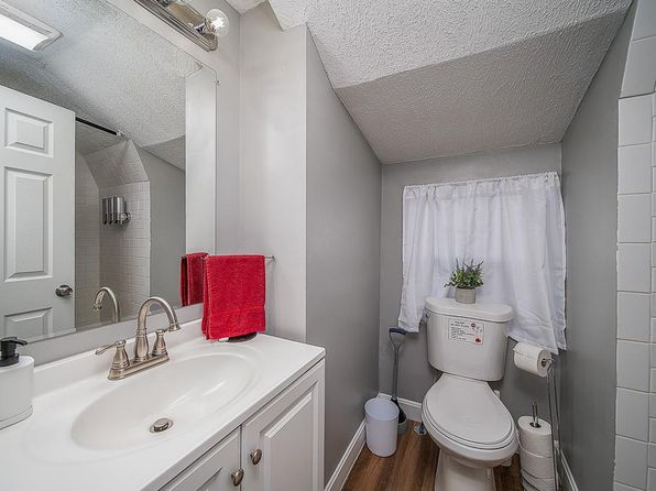 warwick-rhode-island-65962312 picture