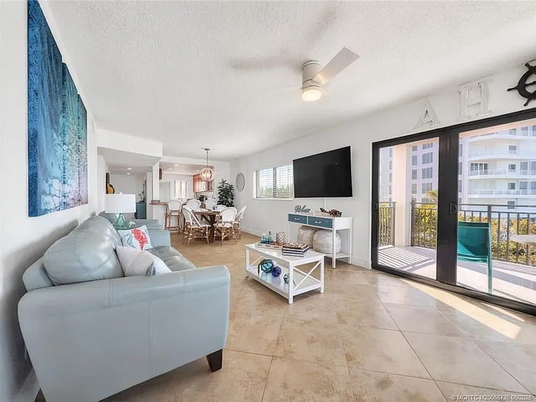 10102 S Ocean Dr #401A — Photo 7