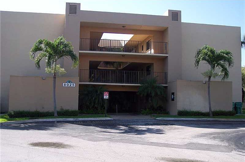 1st image of 8025 SW 107th Ave APT 323