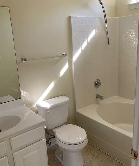 3602 White Swan Ct — Photo 8