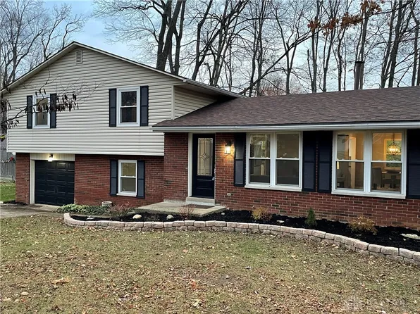 1284 Fudge Dr, Dayton, OH 45434