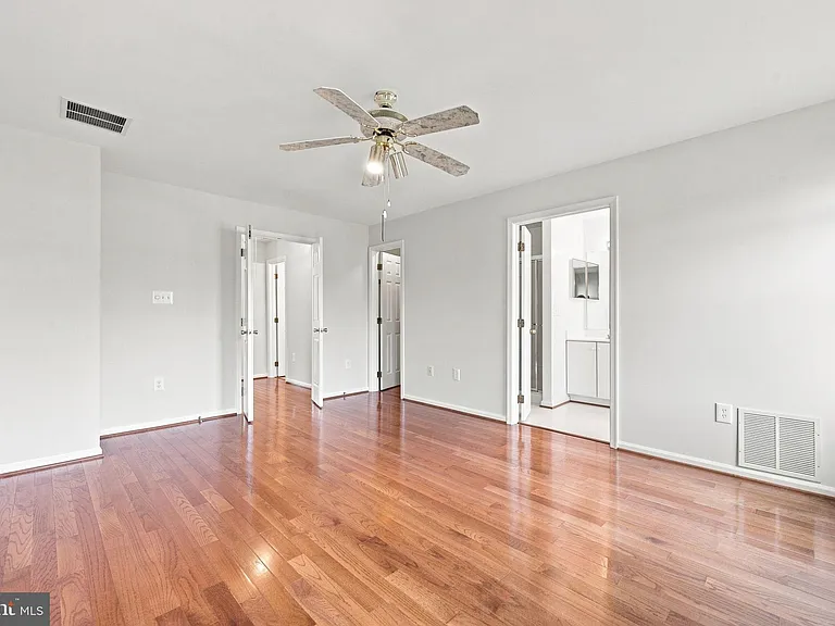6147 Early Autumn Dr — Photo 21