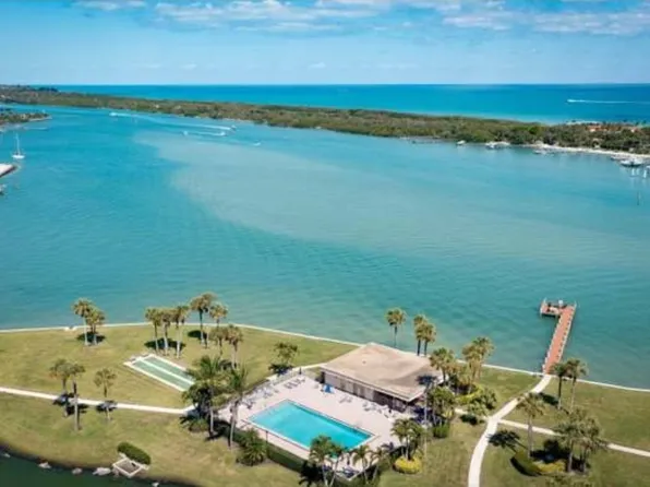 200 Intracoastal Pl APT 301, Tequesta, FL 33469