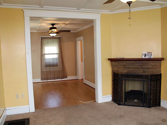 3rd image of 822 Morris St