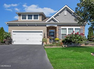 15 Woodchuck Drive, Barnegat, NJ 08005