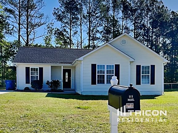 2nd image of 305 Driftwood Ct
