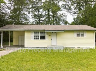 8325 Oak Dr, Chattanooga, TN 37421