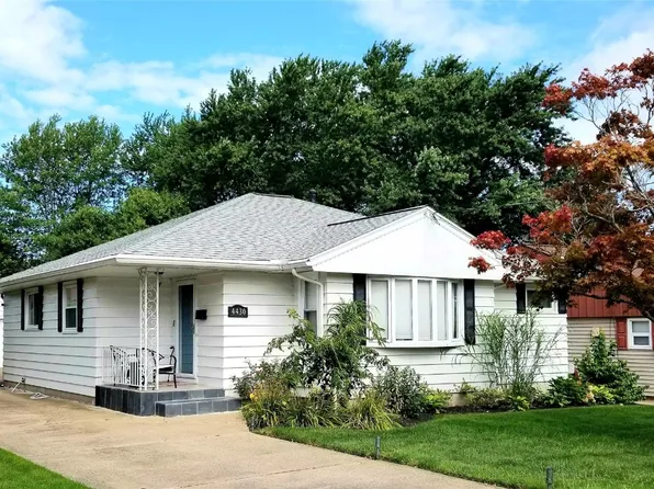 4430 Harding Dr, Erie, PA 16509