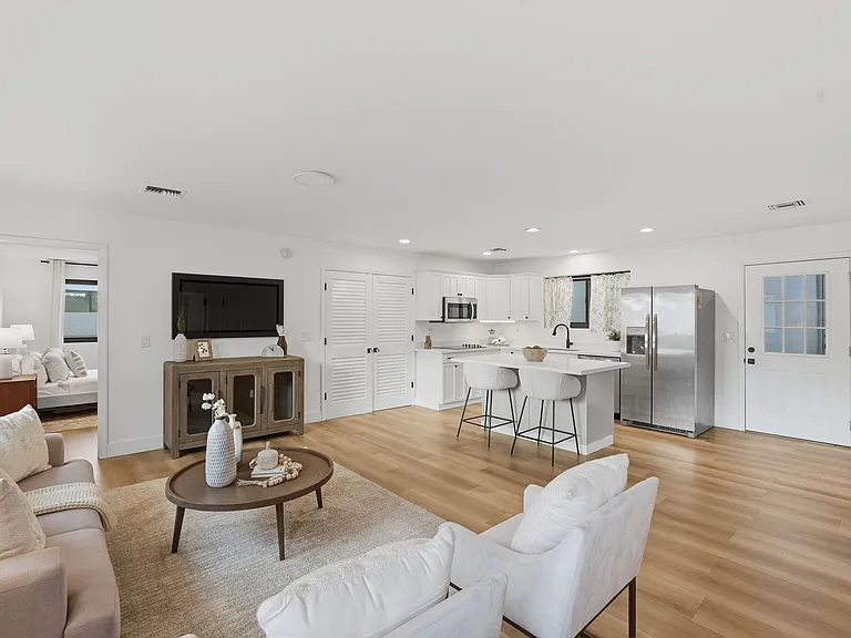 6300 E Cochise Ave — Photo 41