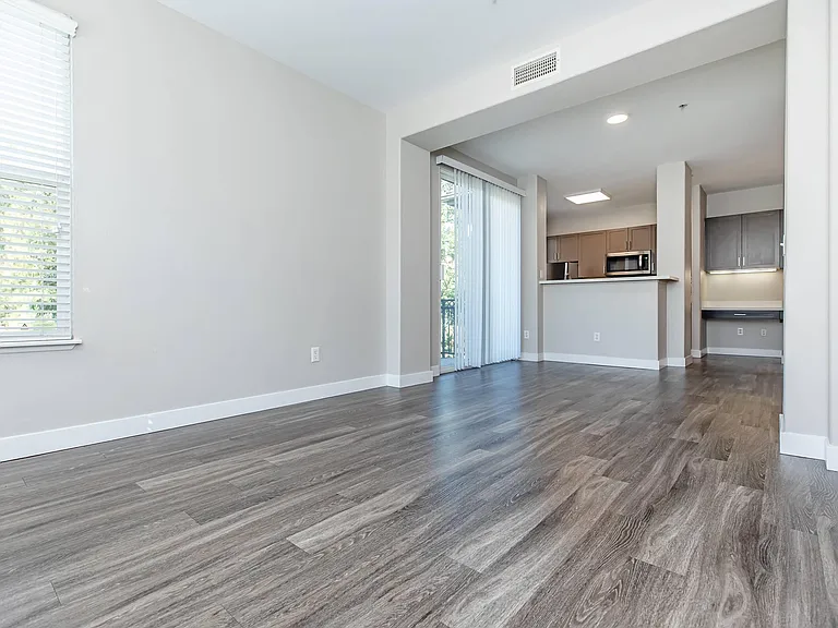 Bellecour Way Apartment Homes — Photo 9