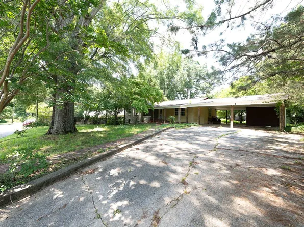 1101 Graffenstatte St NW, Cullman, AL 35055