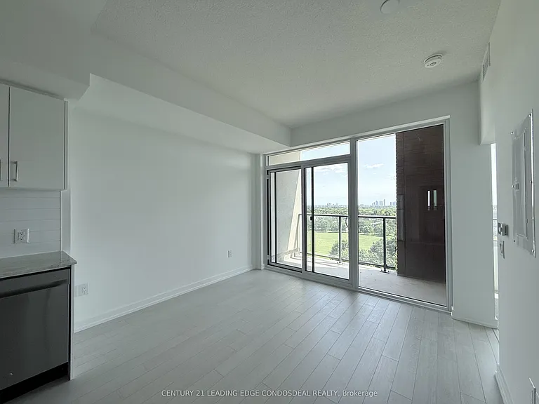 4010 Eglinton Ave W #914 — Photo 4