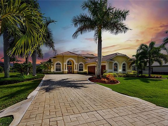 3rd image of 8081 Glenfinnan Cir