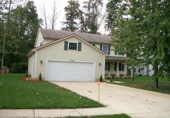 2490 McKinley Dr - Front - 2009-09-24