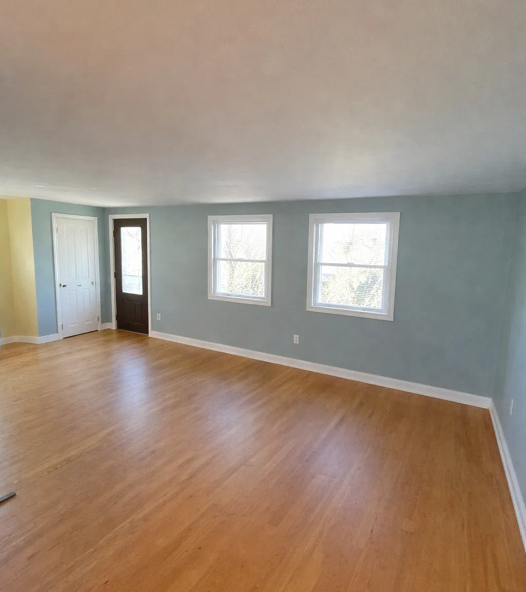 3 bed, 1500 sqft, $3,300 — Photo 3