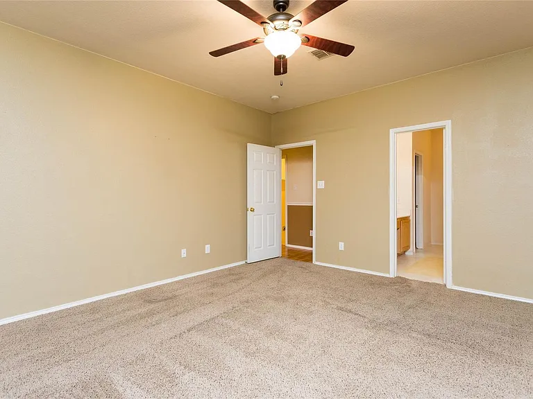 1305 Auburn Dr — Photo 14