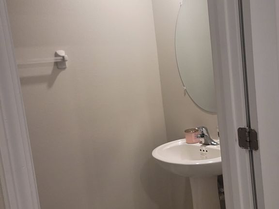 4th image of 21835 Adriatic Ln