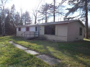 5314 E Black River Rd, Black River, MI 48721
