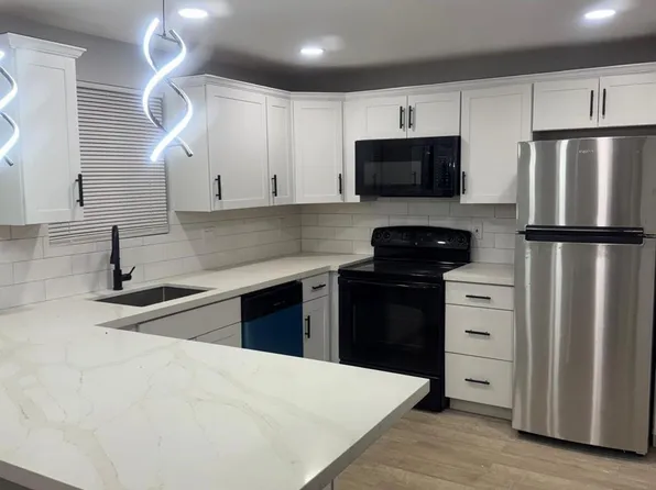 8226 Darlington Dr #A, Houston, TX 77028