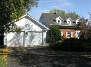 42 Gravelly Point Dr, Plattsburgh, NY 12901