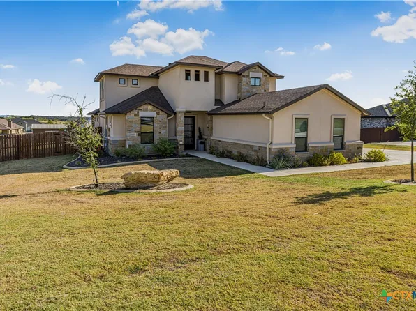 1018 Saddle Bluff Dr, Salado, TX 76571
