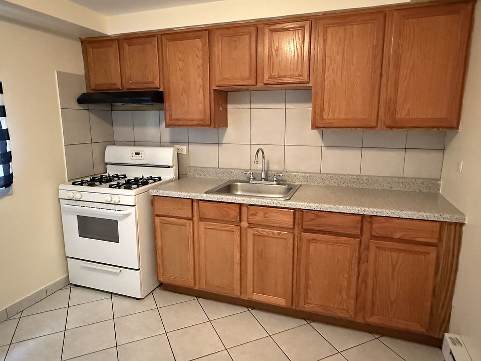 1st image of 1450-80 N 1st Ave #1480-1