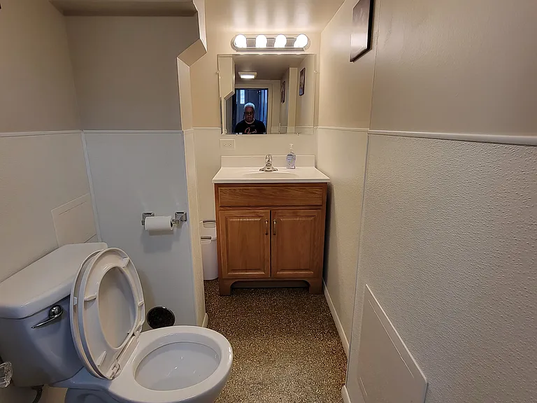 1343 W Grand Ave #2 — Photo 11