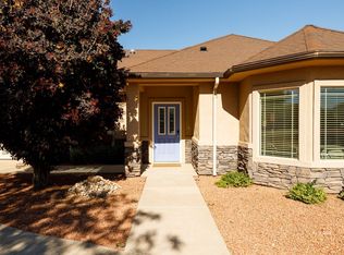 818 S Pear Tree Ln, Kanab, UT 84741