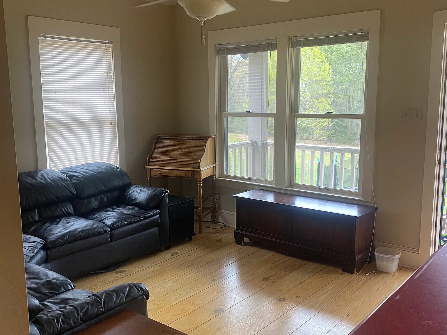 2 bed, 1000 sqft, $1,200 — Photo 2